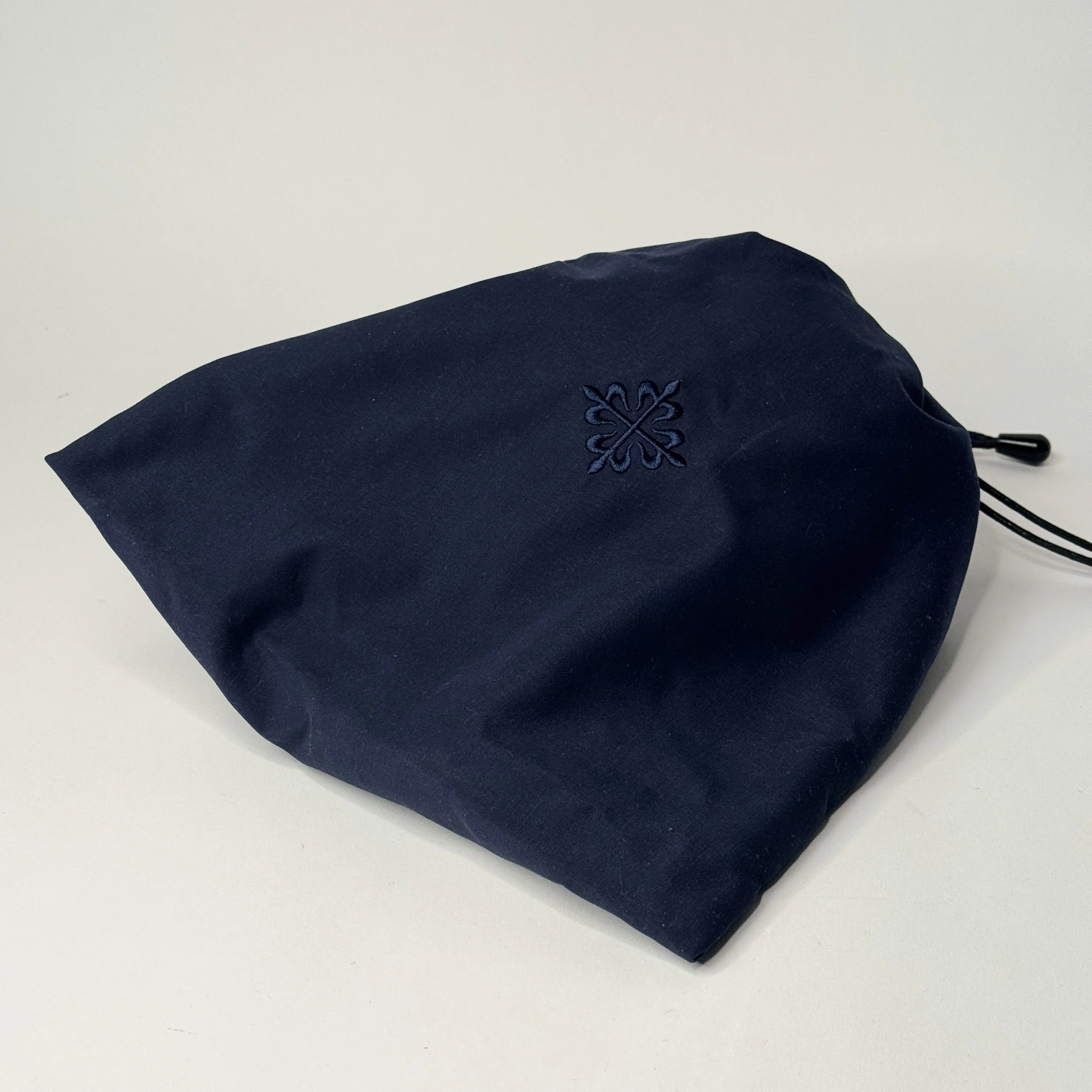 パテックフィリップ帽子 Patek Philippe Genève Navy Logo Cap – Exclusive Men's Accessory